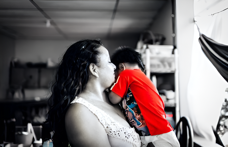 Single mother El Salvador